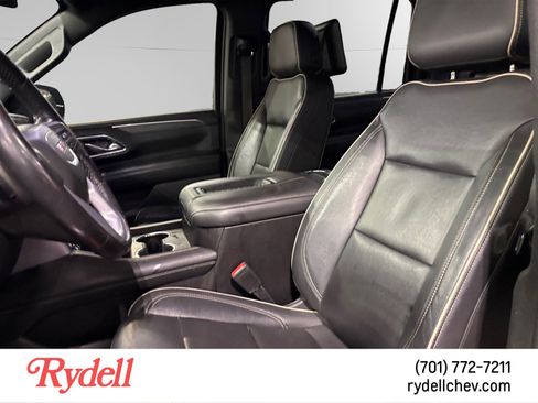 Used 2021 GMC Yukon XL SLT w/ SLT Luxury Plus Package AWD/4WD image 5