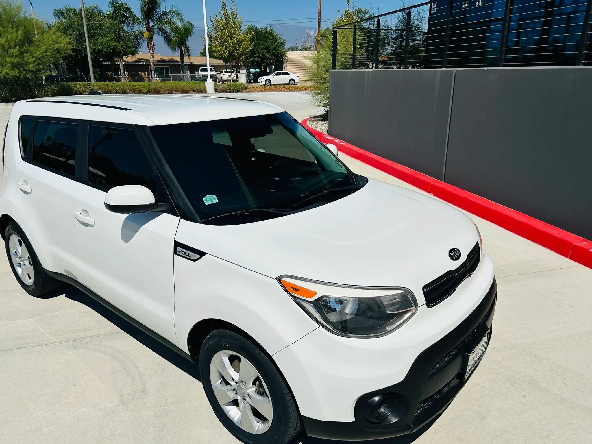 Used 2017 Kia Soul FWD image 10