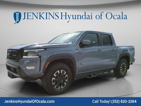 Used 2024 Nissan Frontier PRO-4X w/ Technology Package AWD/4WD image 7