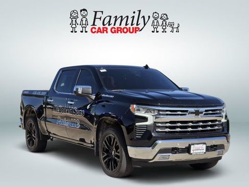 Used 2025 Chevrolet Silverado 1500 LTZ w/ LTZ Premium Package AWD/4WD image 2