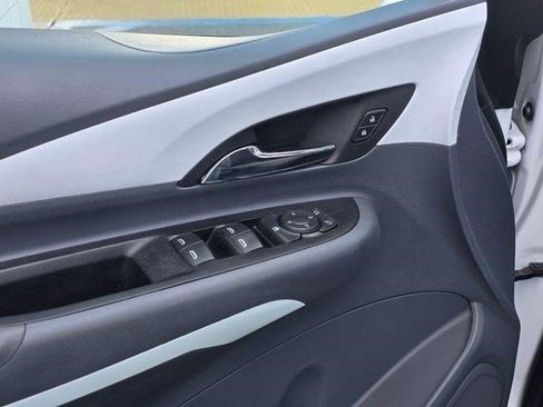Certified 2021 Chevrolet Bolt LT image 11