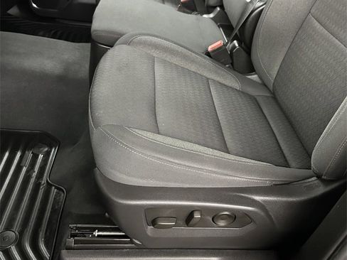 Used 2023 GMC Sierra 1500 SLE image 15