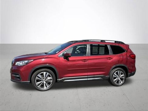 Used 2022 Subaru Ascent Limited image 3