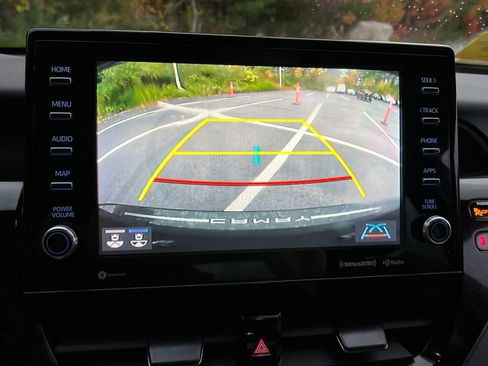 Used 2023 Toyota Camry XLE image 18