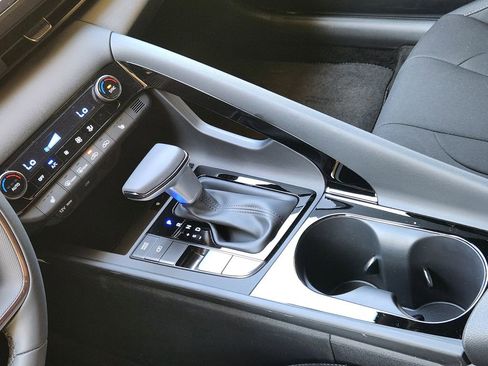 New 2026 Hyundai Elantra SEL Sport Premium FWD image 15