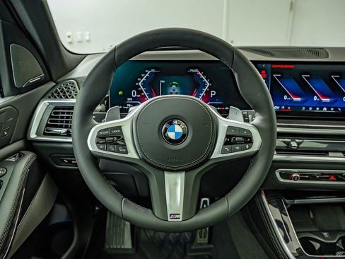 New 2026 BMW X5 xDrive40i w/ M Sport Package AWD/4WD image 24