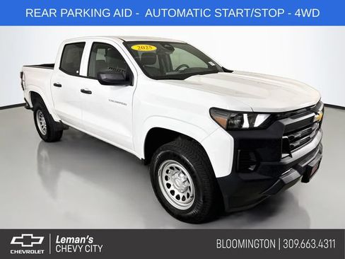 Used 2025 Chevrolet Colorado W/T w/ WT Convenience Package II AWD/4WD image 1