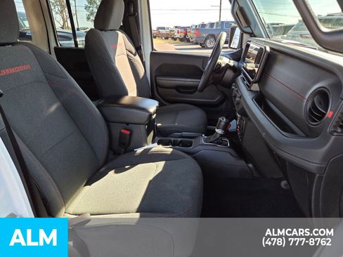 Used 2024 Jeep Wrangler Unlimited Rubicon image 15