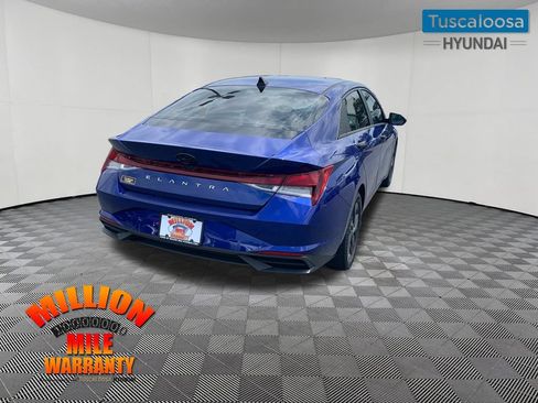 Used 2021 Hyundai Elantra SEL w/ Convenience Package FWD image 8