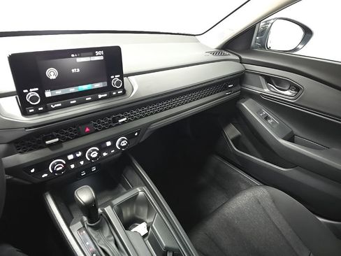 Used 2024 Honda Accord EX image 26