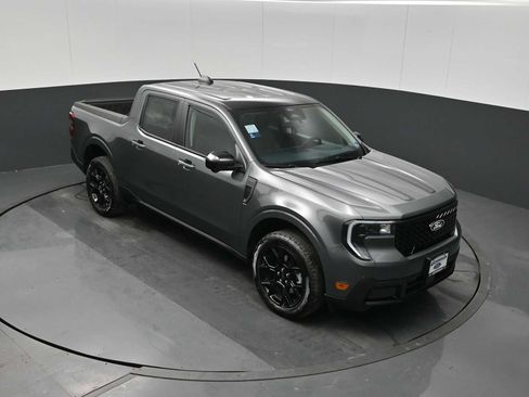 New 2026 Ford Maverick Lariat w/ Black Appearance Package image 21