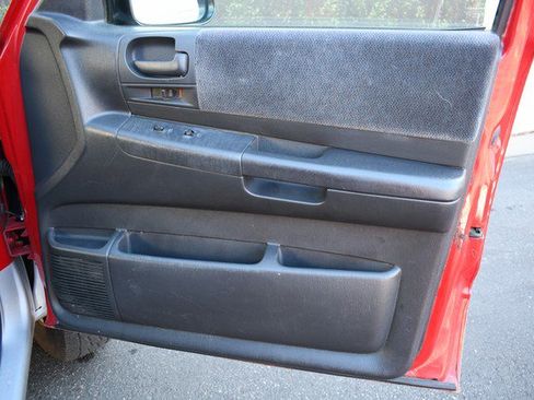 Used 2002 Dodge Dakota SLT image 23