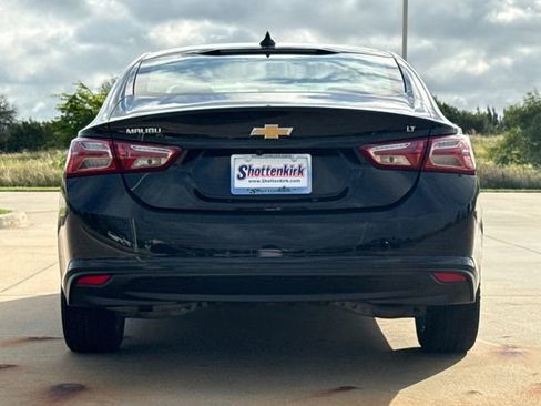 Used 2022 Chevrolet Malibu LT FWD image 7
