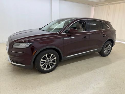 Used 2022 Lincoln Nautilus Reserve AWD/4WD image 1