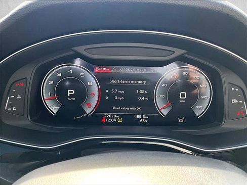 Used 2023 Audi Q7 3.0T Premium Plus image 22