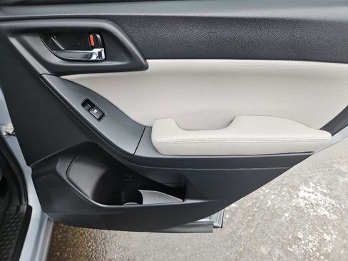 Used 2014 Subaru Forester 2.5i Limited image 19