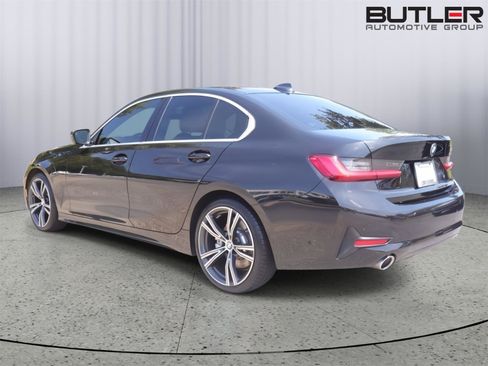 Used 2019 BMW 330i Sedan w/ Convenience Package RWD image 5