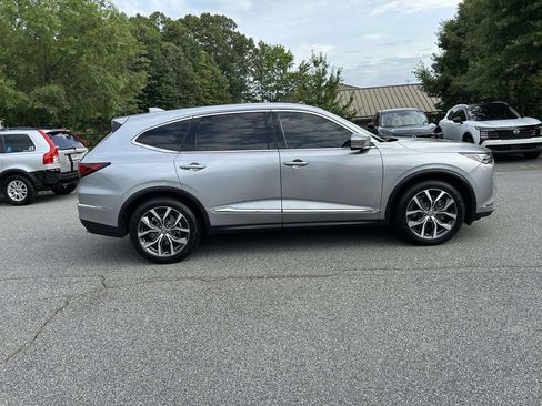 Used 2024 Acura MDX w/ Technology Package FWD image 6