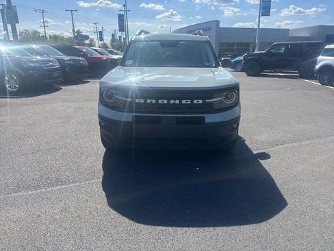 Certified 2023 Ford Bronco Sport Outer Banks w/ Tech Package AWD/4WD image 2