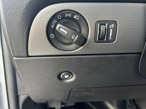 Used 2019 Dodge Durango GT AWD/4WD image 24