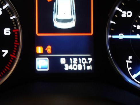 Used 2019 Subaru Ascent Limited image 5