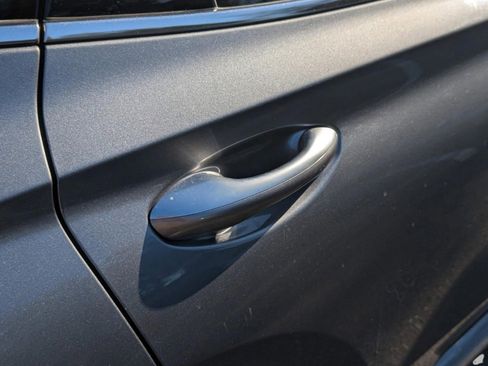 Used 2019 Hyundai Santa Fe Limited image 26