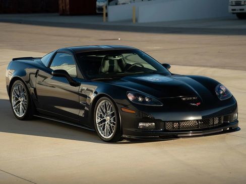 Used 2010 Chevrolet Corvette ZR1 w/ Preferred Equipment Group image 26