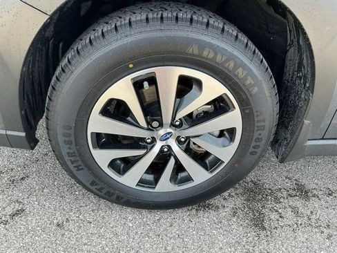 Certified 2024 Subaru Outback Premium AWD/4WD image 9