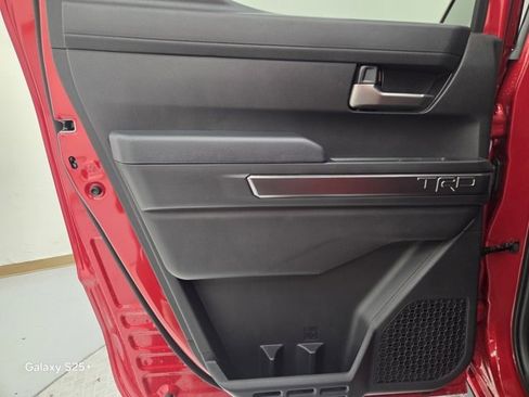 New 2025 Toyota Tacoma TRD Off-Road image 40