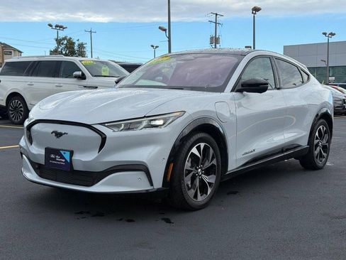 Certified 2022 Ford Mustang Mach-E Premium image 12