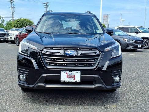 Certified 2023 Subaru Forester Limited w/ Popular Package #2 AWD/4WD image 2