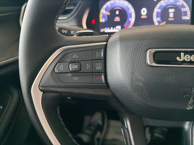 New 2026 Jeep Grand Cherokee Altitude AWD/4WD image 24
