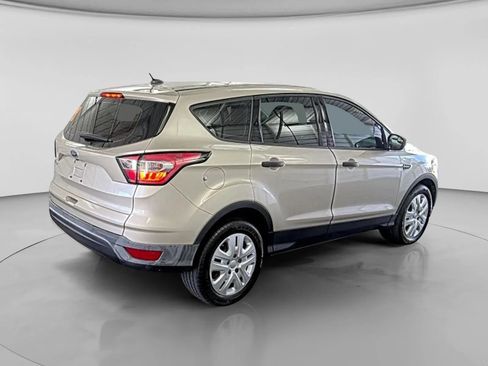 Used 2017 Ford Escape S FWD image 3