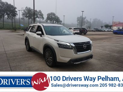 Used 2024 Nissan Pathfinder SL w/ SL Premium Package