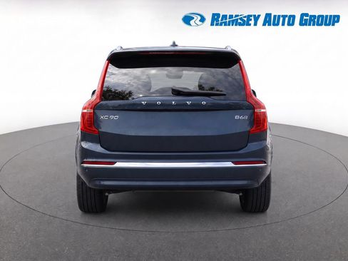 Used 2024 Volvo XC90 B6 Plus w/ Protection Package Premier AWD/4WD image 7