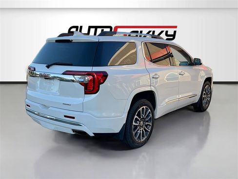 Used 2022 GMC Acadia Denali w/ Denali Ultimate Package image 7