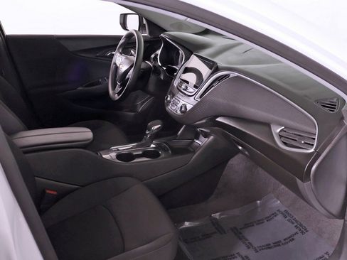 Used 2024 Chevrolet Malibu LT image 21