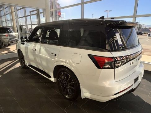New 2026 INFINITI QX80 Autograph image 2