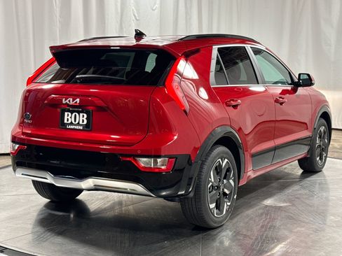 New 2026 Kia Niro Wind w/ Wind Preserve Package FWD image 11
