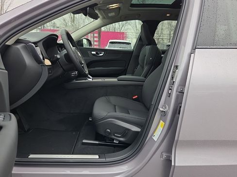 New 2026 Volvo XC60 B5 Core w/ Protection Package Premier image 4
