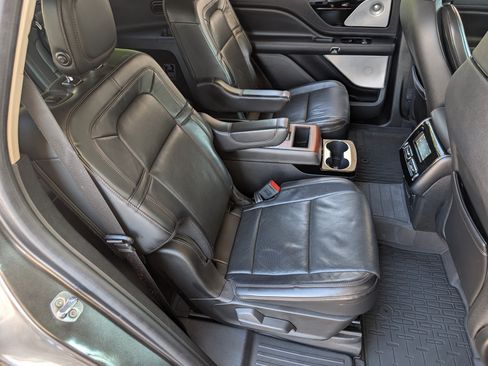 Used 2020 Lincoln Aviator Reserve w/ Equipment Group 201A RWD image 21