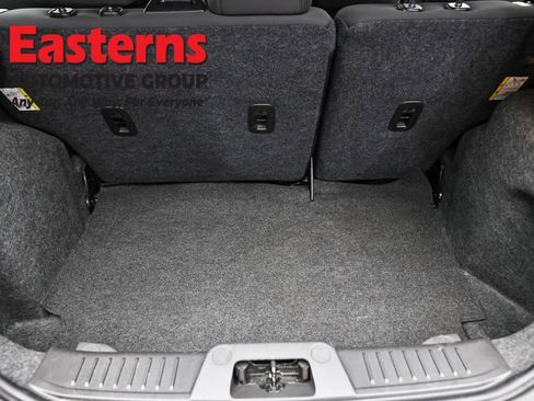 Used 2019 Ford Fiesta SE image 9