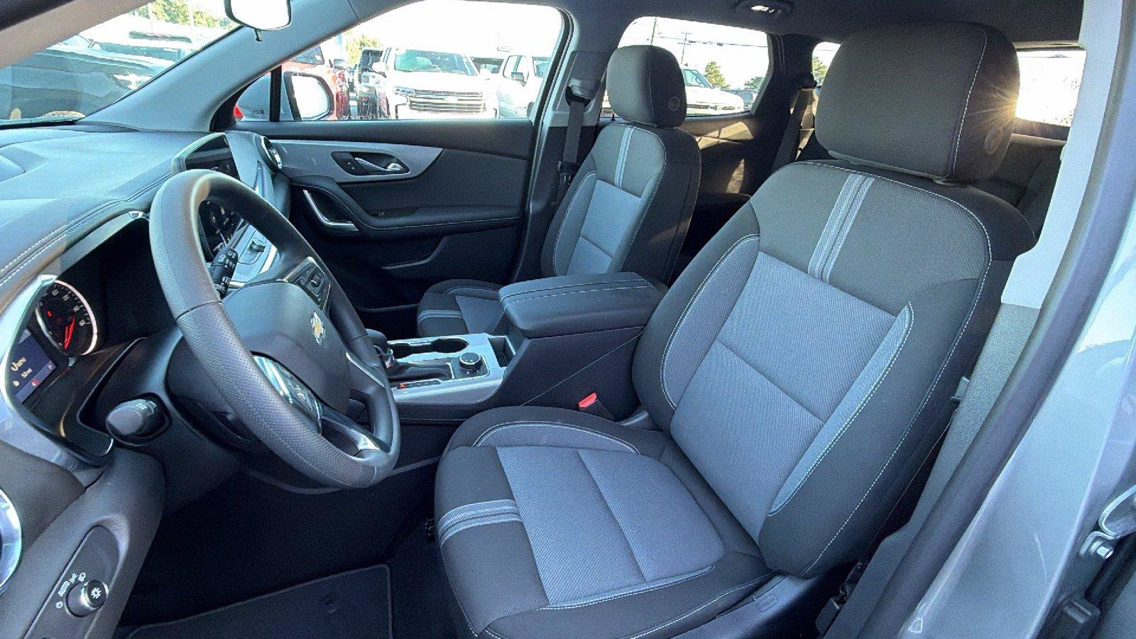 New 2026 Chevrolet Blazer LT FWD image 17