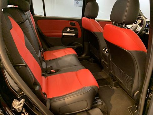 Used 2023 Mercedes-Benz GLB 250 4MATIC w/ AMG Line image 58
