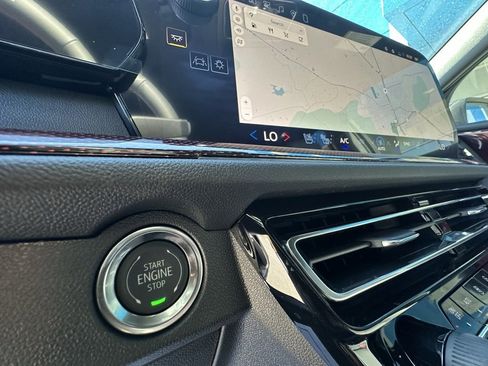 New 2026 Chevrolet Traverse RS image 32