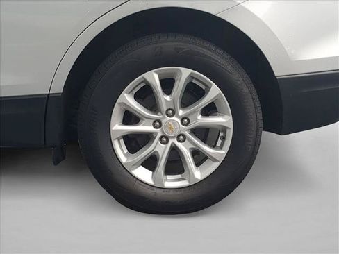 Used 2019 Chevrolet Equinox LS AWD/4WD image 22