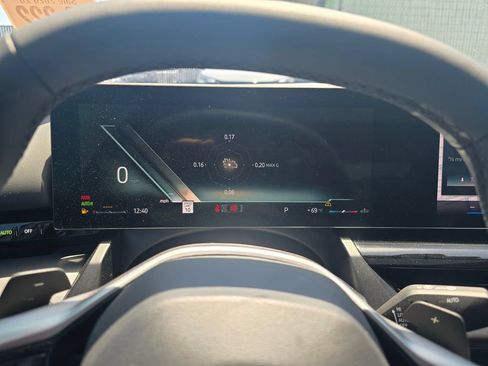 Used 2024 BMW 530i w/ M Sport Package RWD image 8