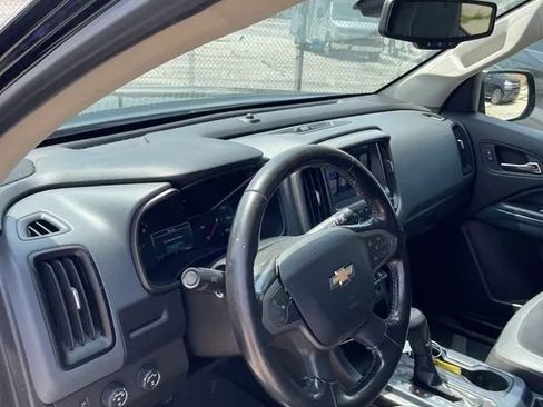 Used 2017 Chevrolet Colorado Z71 w/ Z71 Midnight Edition AWD/4WD image 27