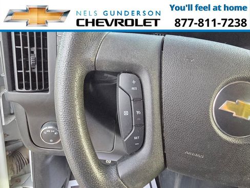 Used 2018 Chevrolet Express 3500 w/ Driver Convenience Package image 21