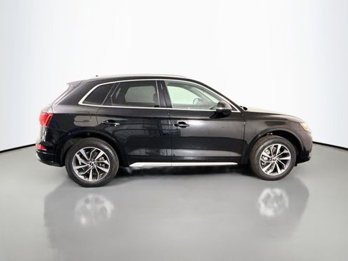 Used 2021 Audi Q5 2.0T Premium Plus w/ Premium Plus Package AWD/4WD image 11